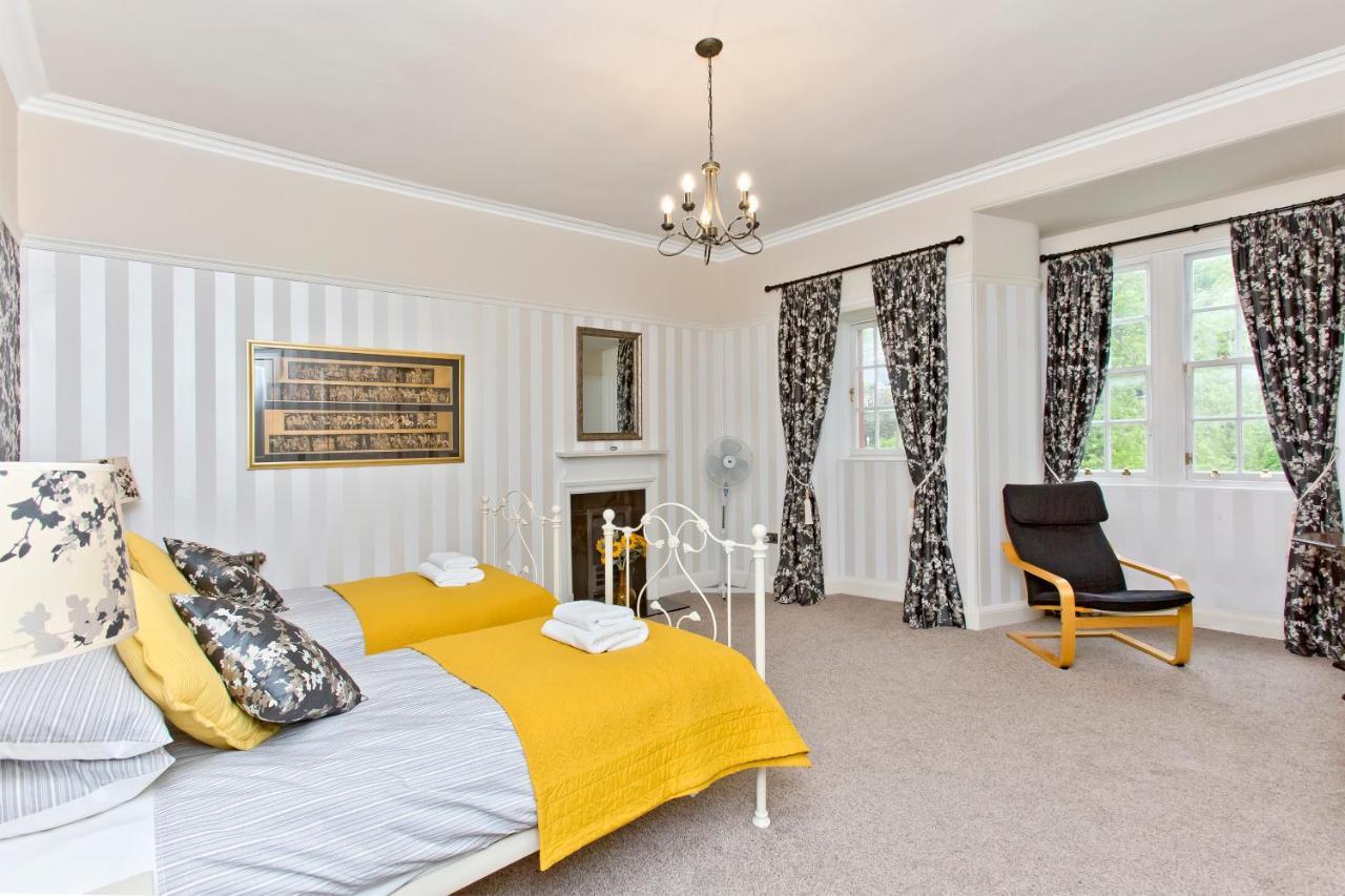 Luxury 3-Bedroom Apartment With Stunning Views At Ramsay Garden Edinburgh Exterior photo